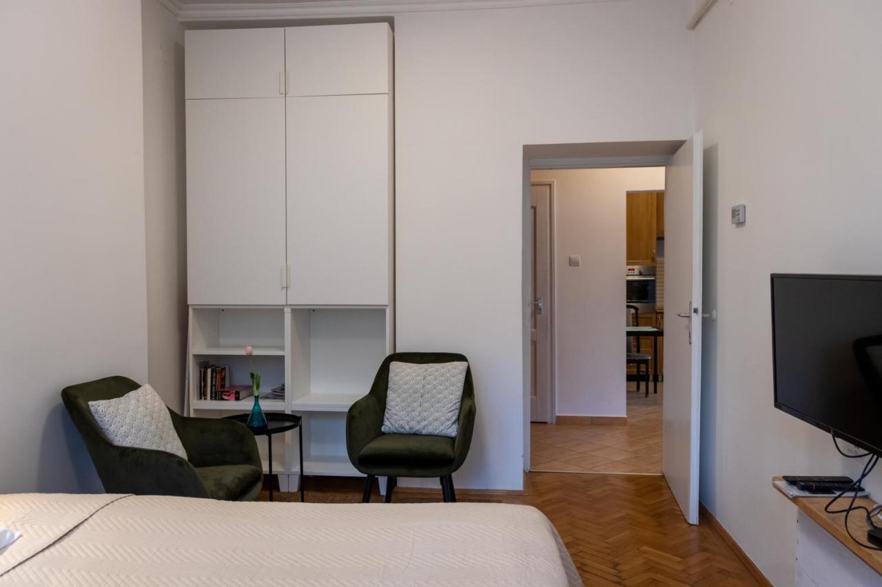Sunbird Apartman Boedapest Buitenkant foto